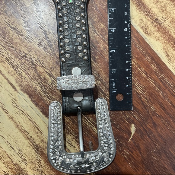 Nocona Studded Western Women’s Belt N341520-L Length 44 Brown Rhinestones - Picture 2 of 6